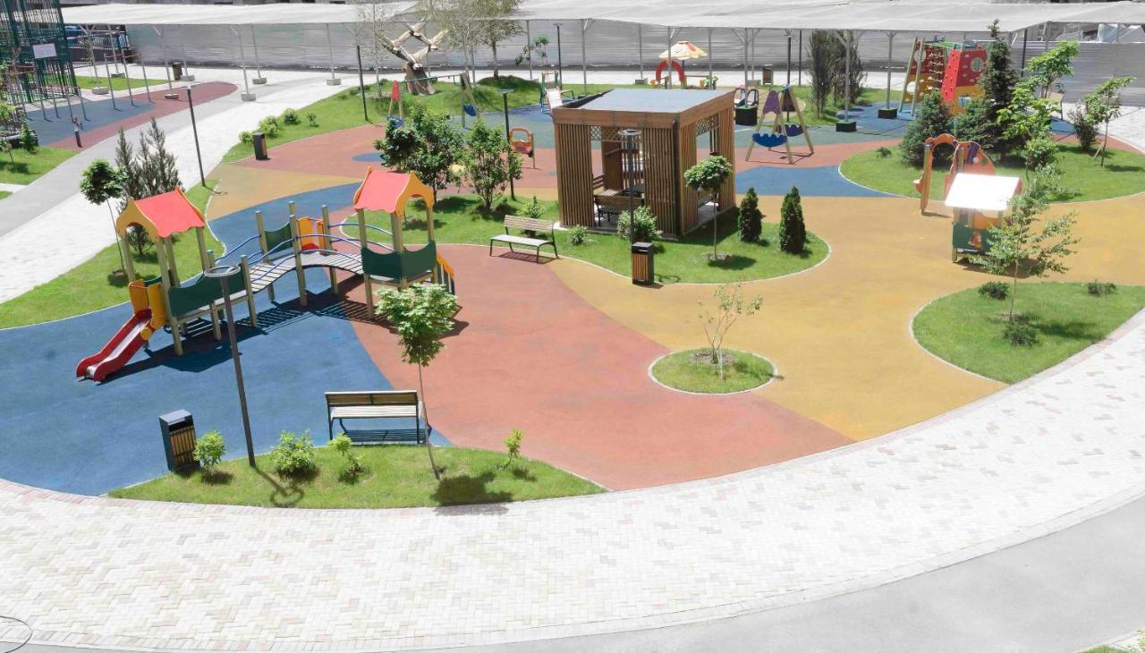 Апартаменты В Жк Laketown На Берегу Озера Almaty Extérieur photo